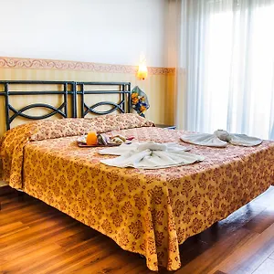 3* Hotel Consul - Family